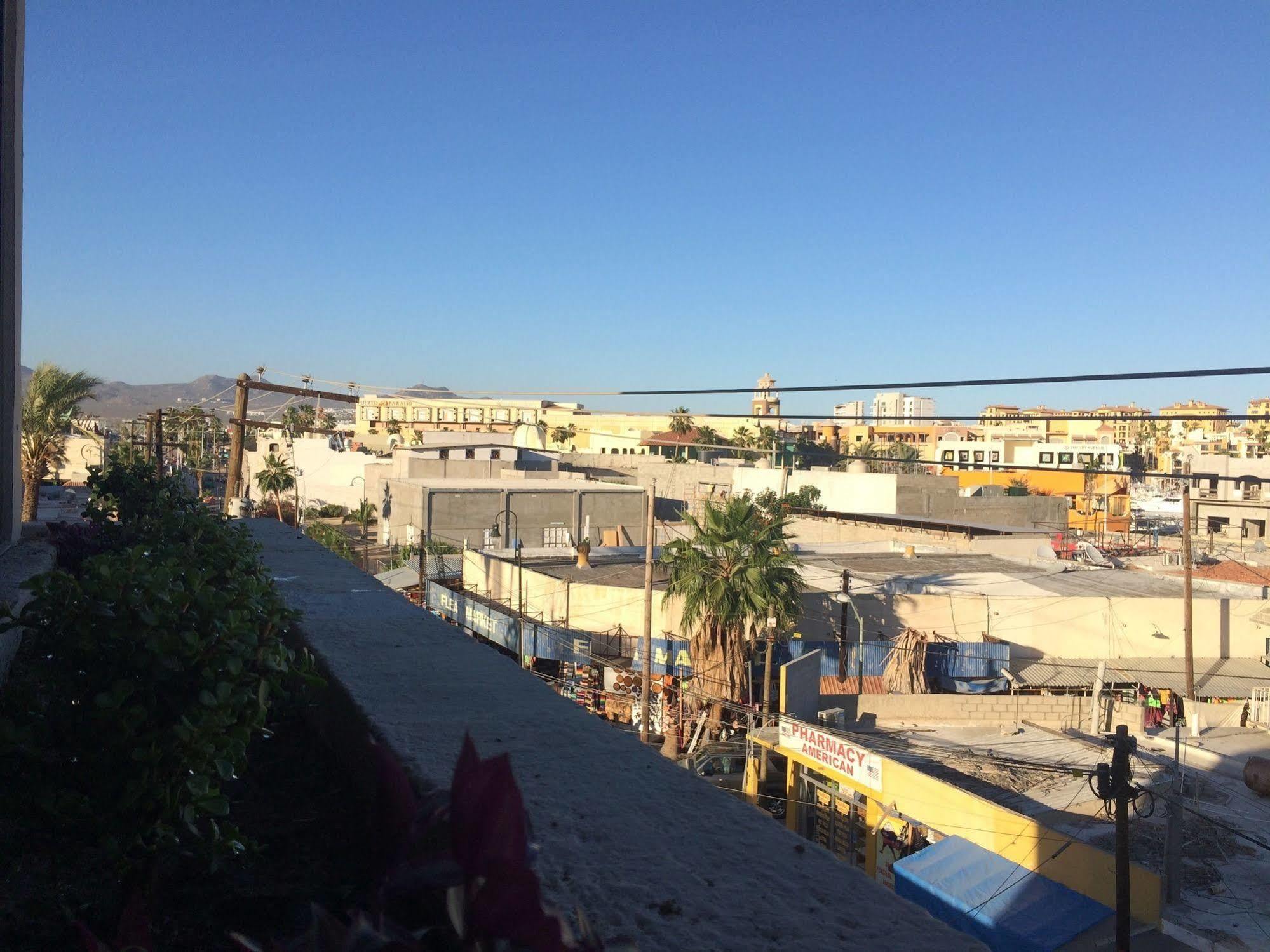 Bajas Cactus Hostel Cabo San Lucas Exterior photo